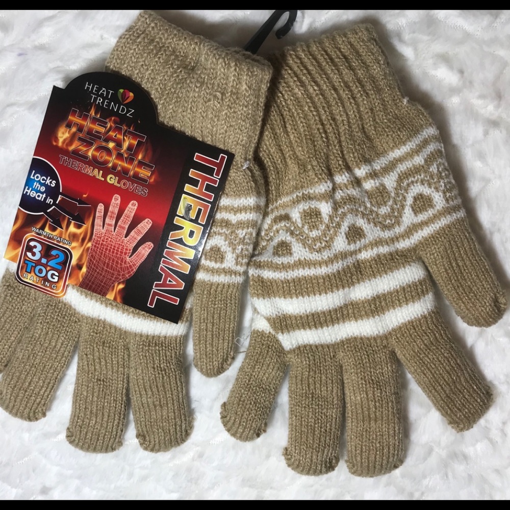 ✅🆕Warm thermal gloves NWT.
